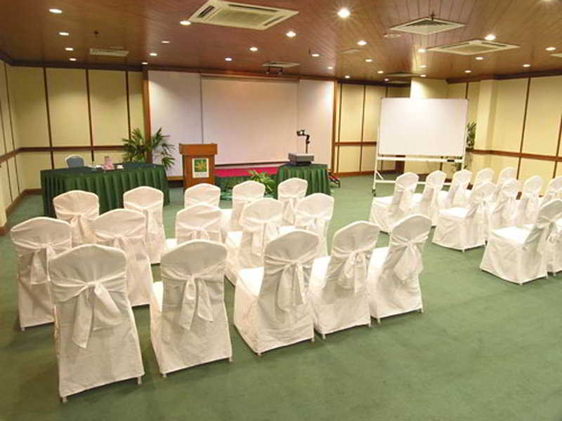 Sand & Sandals Desaru Beach Resort & Spa Faciliteiten foto A meeting room at the hotel