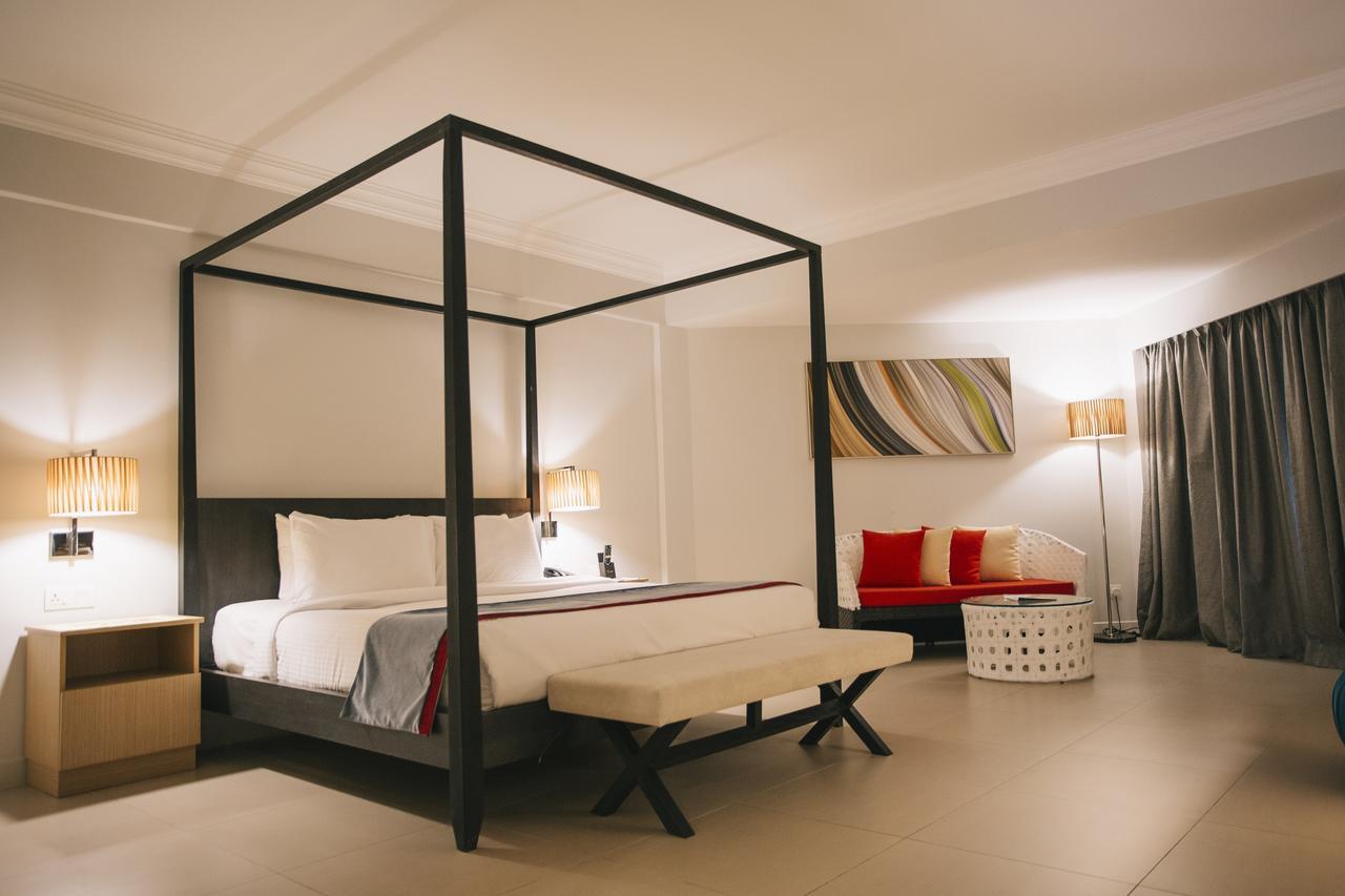 Sand & Sandals Desaru Beach Resort & Spa Buitenkant foto Deluxe Room